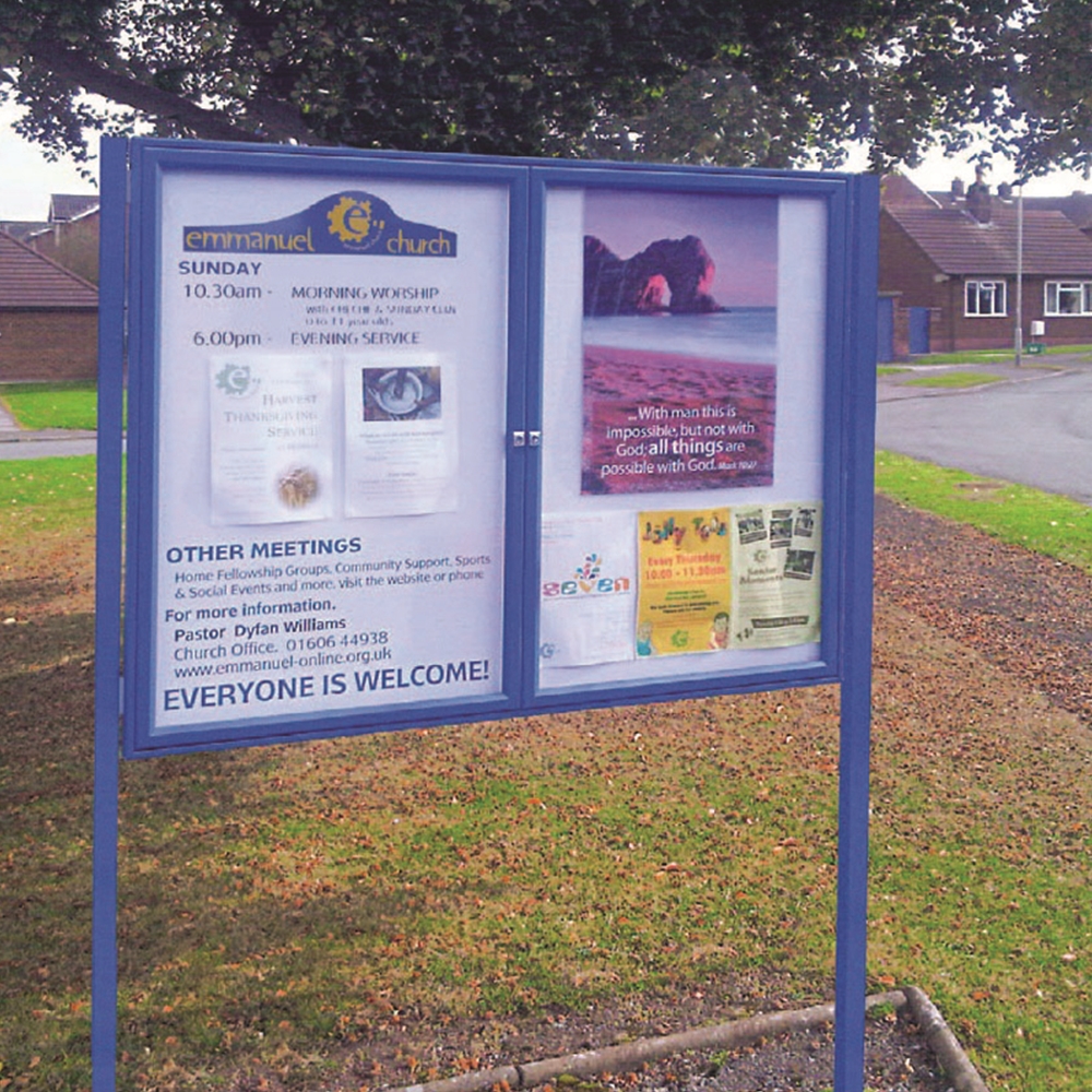 Traditional Dual Door Noticeboards