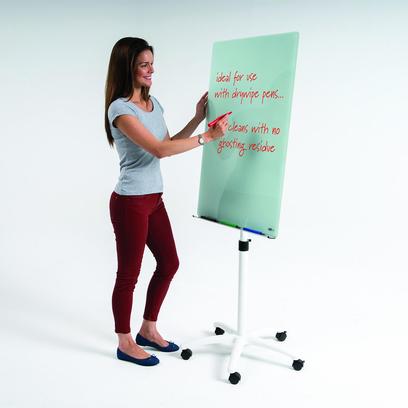 glass easel in use