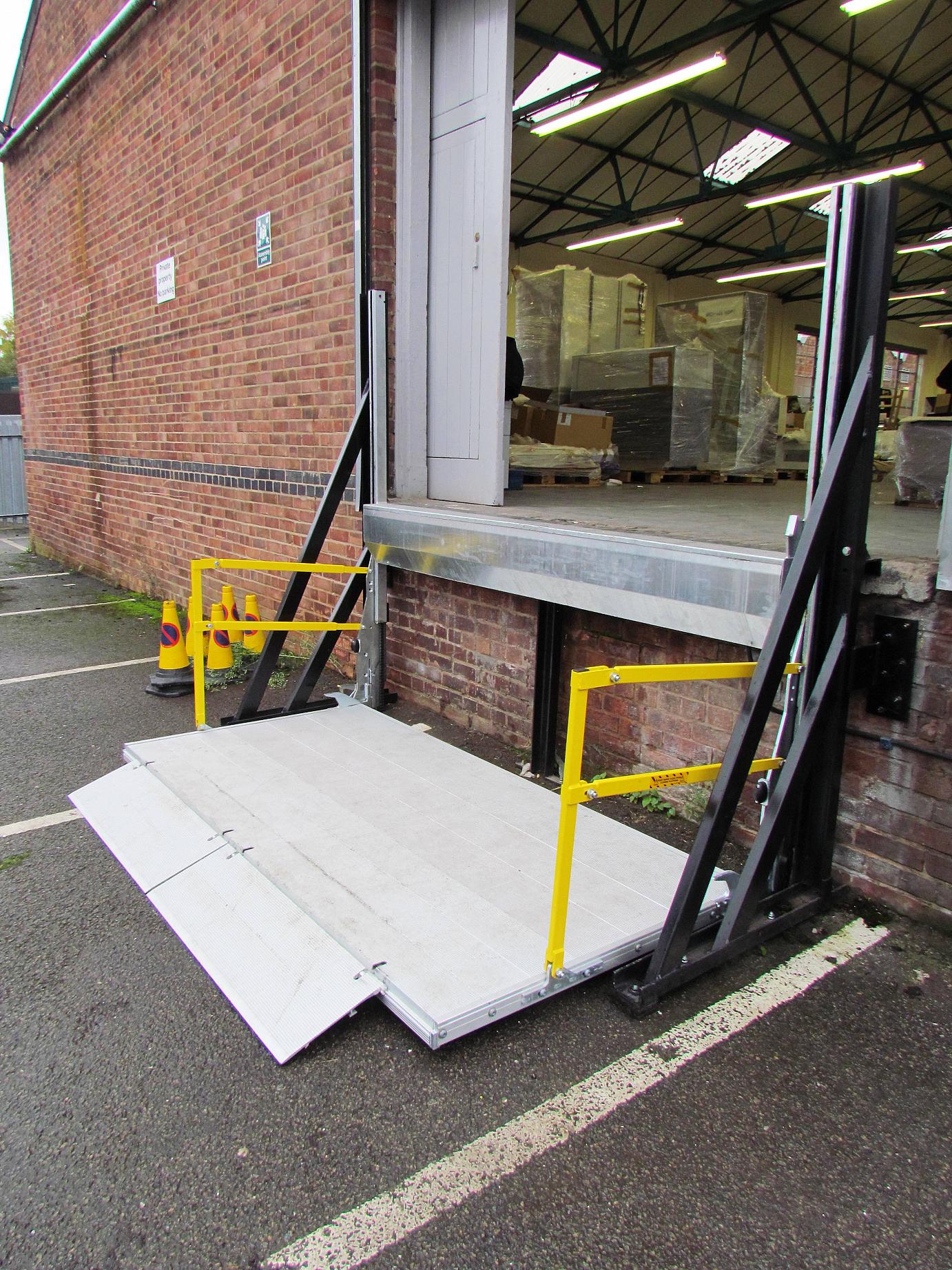 Loading lift